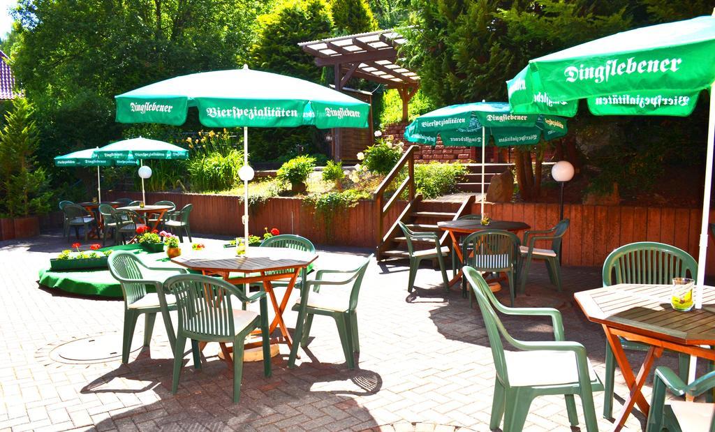 Hotel Zum Goldenen Hirsch Sankt Kilian Екстериор снимка