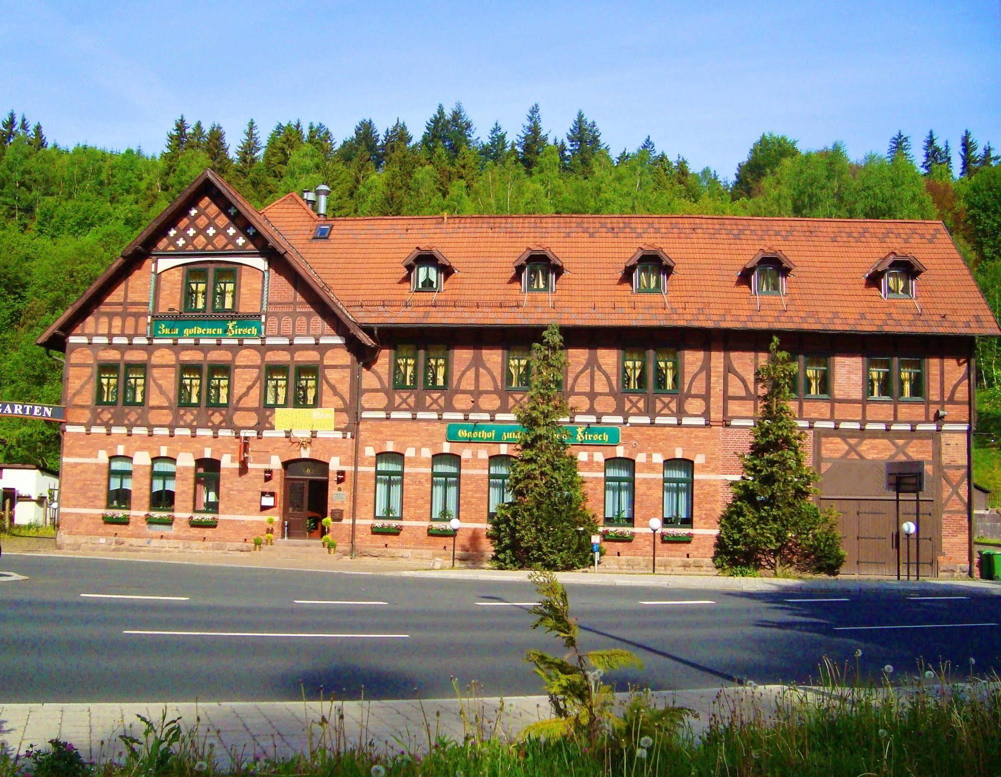 Hotel Zum Goldenen Hirsch Sankt Kilian Екстериор снимка